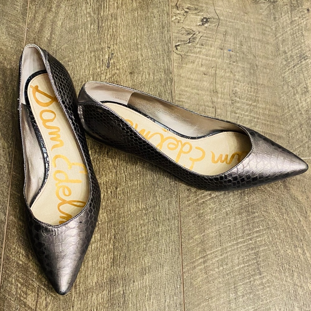 Sam Edelman Laura Pointed Toe Kitten Pump Heel Women's 7.5 Metallic